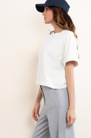 Club L'avenir |  Cropped T-shirt Mary | natural | Picture 6
