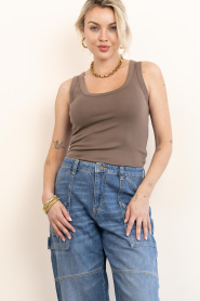 Club L'avenir |  Stretch basic top Juniper | brown | Picture 2