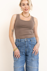 Club L'avenir |  Stretch basic top Juniper | brown | Picture 3