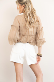 Second Female :  Chiffon top Tundra | beige - img7