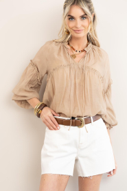Second Female :  Chiffon top Tundra | beige - img8