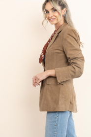 Second Female |  Suede jacket Suellen | camel | Picture 9