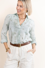 Maison Hotel :  Tie dye blouse with embroidery Rani | green - img5