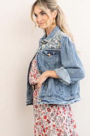 Maison Hotel :  Denim jacket with embroidery Loretta | blue - img8