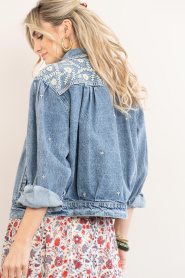 Maison Hotel :  Denim jacket with embroidery Loretta | blue - img9