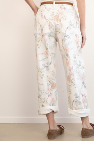 Maison Hotel |  Pants with print Lirio | pink | Picture 6