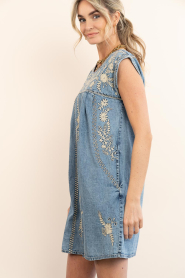 Maison Hotel |  Denim mini dress with embroidery Sylvie | blue | Picture 8