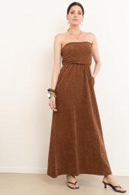 Speezys |  Terry strapless maxi dress Fien | brown | Picture 6