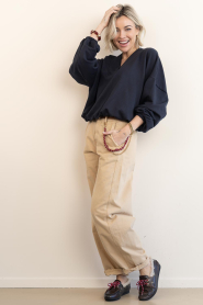 March23 |  Oversized sweater with V-neck Tranquil | dark blue | Picture 3