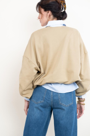 March23 |  Oversized sweater with V-neck Tranquil | beige | Picture 8