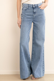 March23 :  Straight leg jeans Mumbai | blue - img6