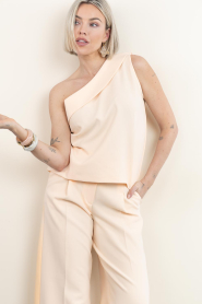 March23 :  One-shoulder top Lucy | pink - img2