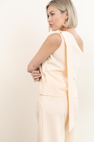 March23 :  One-shoulder top Lucy | pink - img9