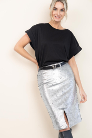 Est'Seven |  Midi skirt with sequins Yousra | silver | Picture 4