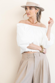 Aaiko |  Off-shoulder top Maddy | natural | Picture 4