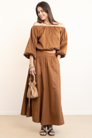 Aaiko |  Off-shoulder top Maddy | brown | Picture 4