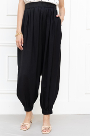 Copenhagen Muse :  Viscose balloon pants Tenley | black - img4