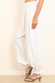 Copenhagen Muse :  Viscose harem pants Tenley | natural - img6