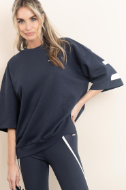 Haute L'Amitié |  Oversized sweater met logo Maxi | dark blue | Picture 6