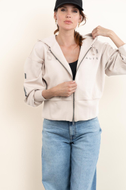 Haute L'Amitié |  Cardigan with logo Maxi | beige | Picture 4