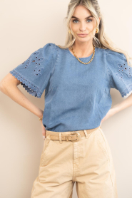 Co'Couture :  Lyocell top with embroidery Tilly | blue - img4