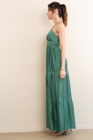 ba&sh |  Dress with V-neck Wasta | green | Picture 7