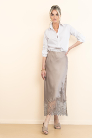 Second Female |  Satin skirt with lace details Wila | taupe | Picture 7