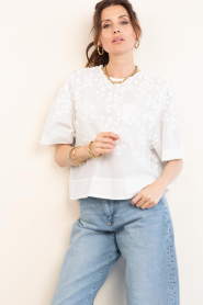 Second Female |  Top with embroidery Farrow | white | Picture 2