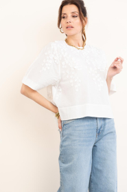 Second Female |  Top with embroidery Farrow | white | Picture 7