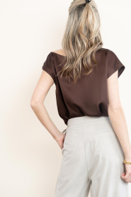 Dante6 |  Satin top Roam | bruin | Picture 8