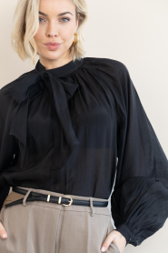 Copenhagen Muse |  Blouse with bow detail Tilly | black | Picture 7