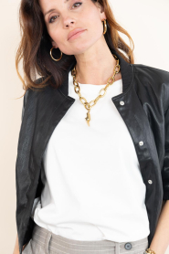 Little Soho :  Bold chain necklace with pendant Lightning | gold - img6