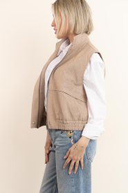 Co'Couture :  Sleeveless waistcoat Marlo | taupe - img9