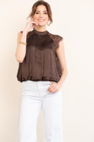 Co'Couture :  Balloon top with lace details Idun | brown - img2
