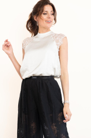 Co'Couture |  Balloon top with lace details Idun | natural | Picture 5