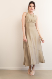 Aaiko |  Shiny midi dress Michelle | green | Picture 4