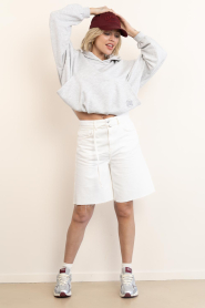 Club L'avenir |  Denim baggy short Elva | white | Picture 3
