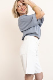 Club L'avenir |  Denim baggy short Elva | white | Picture 8