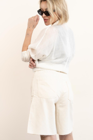 Club L'avenir |  Denim baggy short Elva | natural | Picture 7