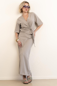 Club L'avenir :  Jersey maxi skirt Manu | taupe - img3