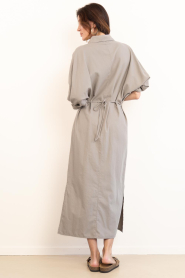 Club L'avenir |  Cotton maxi dress Hania | taupe | Picture 8