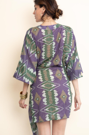 The Belle of the Beach |  Cotton mini dress with print Suzy | purple | Picture 9