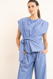 Co'Couture |  Top with knot detail Tenny | blue | Picture 5