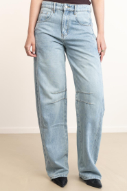 Haute L'Amitié :  Barrel jeans Drew | blue - img7