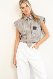 Haute L'Amitié |  Sleeveless blouse with tie Chess | taupe | Picture 5