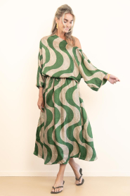 The Belle of the Beach :  Off shoulder maxi dress Alaya | green - img5