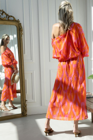 The Belle of the Beach :  Off shoulder maxi dress Alaya | pink - img8