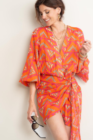 The Belle of the Beach :  Cotton mini dress with print Suzy | orange - img5