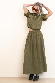 Ibana |  Shiny maxi skirt Sana | green | Picture 2