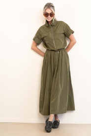 Ibana |  Shiny maxi skirt Sana | green | Picture 4